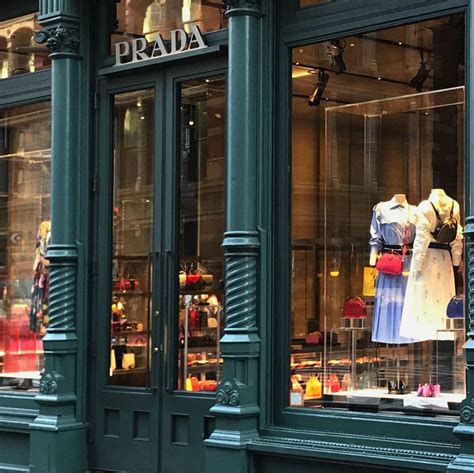 prada new york broadway reviews